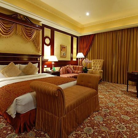 Capital Hotel Dazhi Тайпей Екстериор снимка