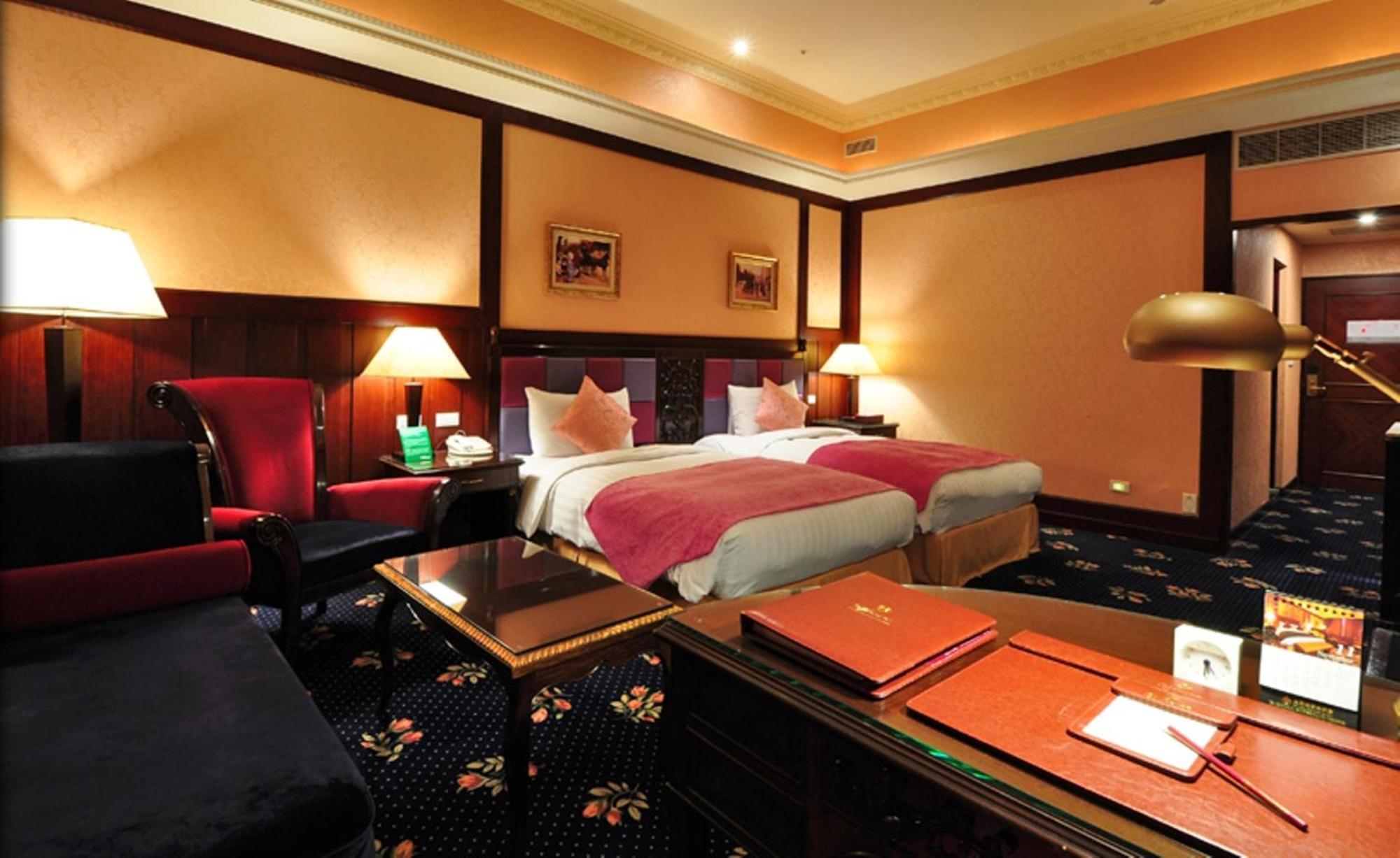 Capital Hotel Dazhi Тайпей Екстериор снимка